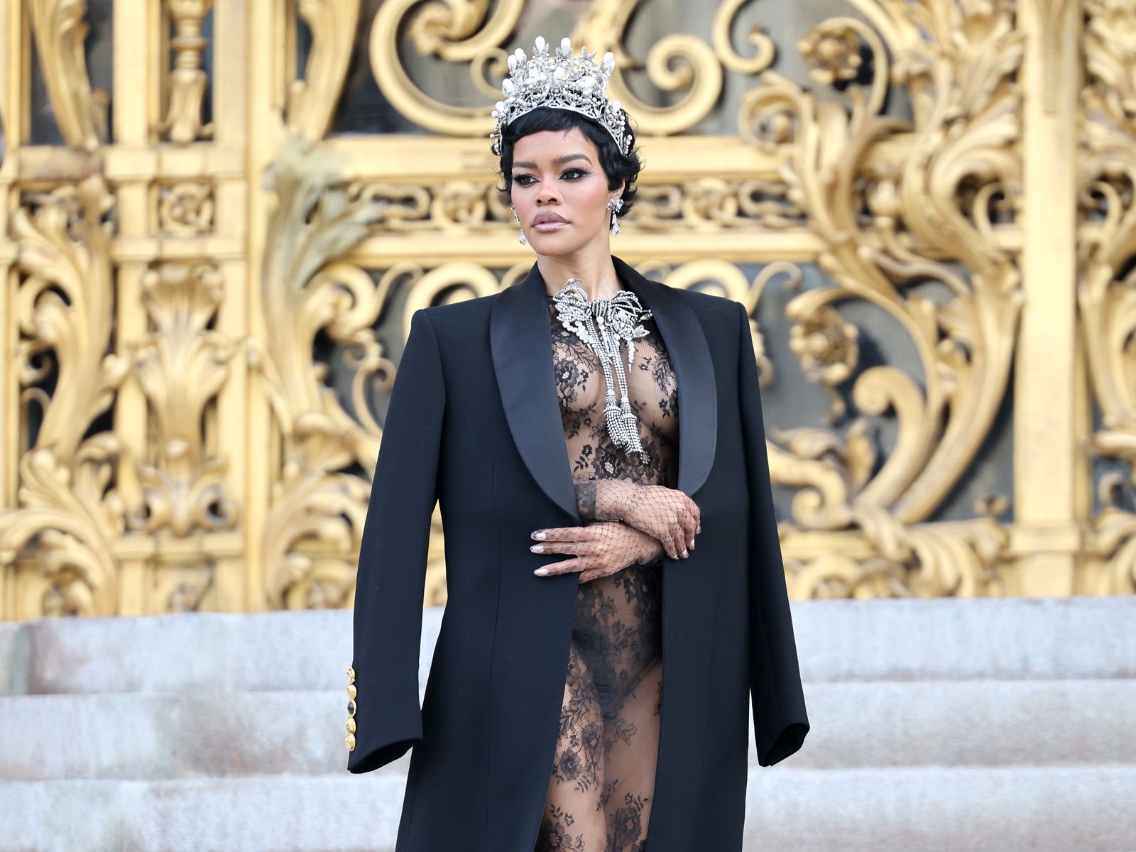 For Teyana Taylor, Naked Dressing + Stolen Crown Jewels = A Winning Outfit Formula