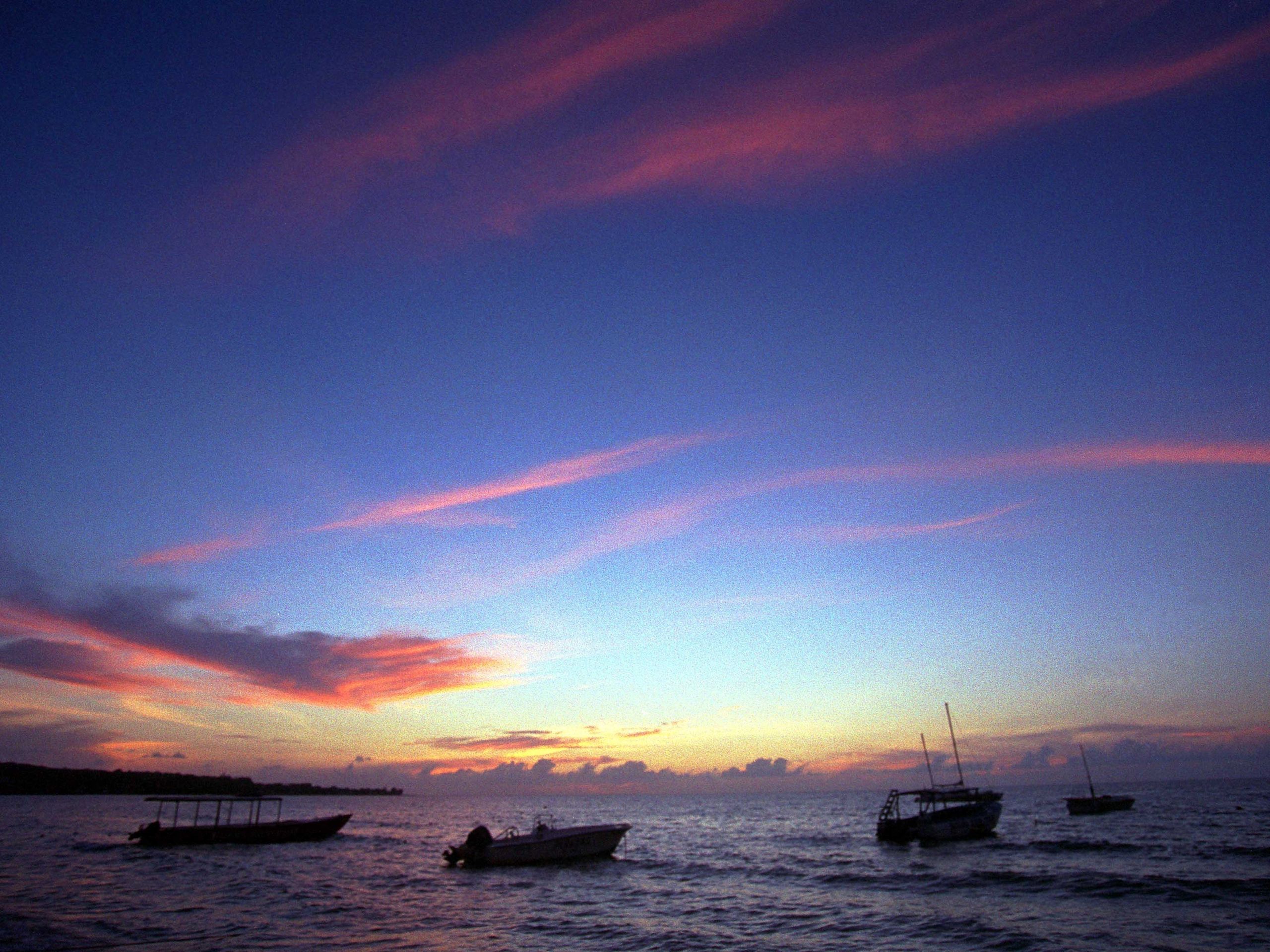 5 Ways to Help Those Affected by Hurricane Melissa