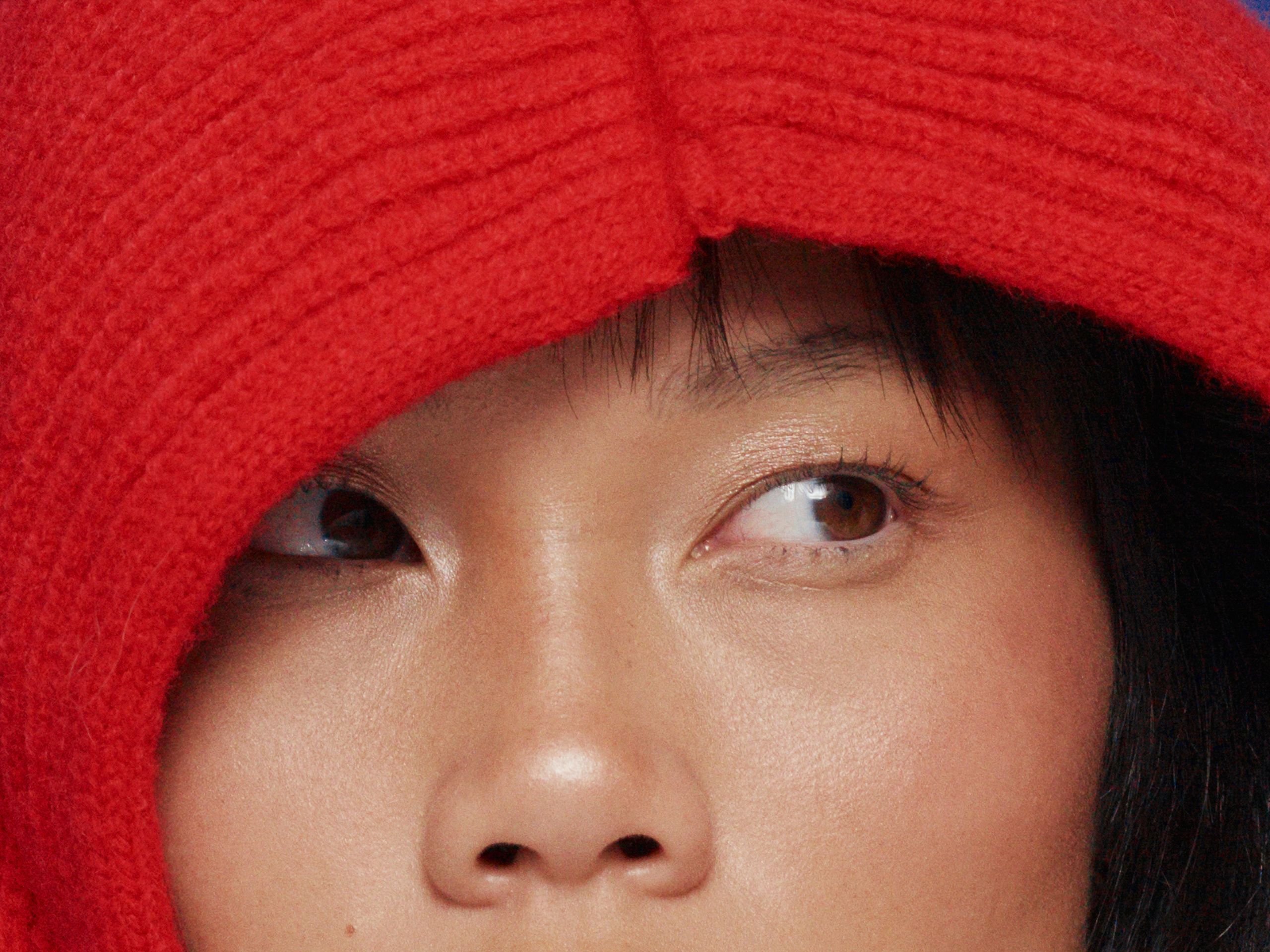 Want to Fade Dark Spots Gently? Try Licorice Extract